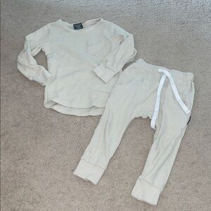 EUC Little Bipsy Waffle Set